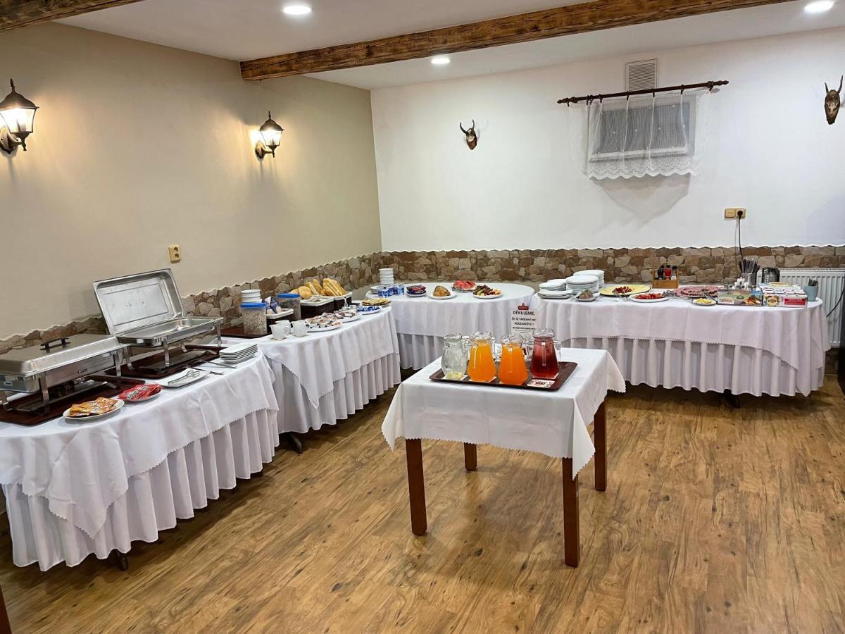Penzion Samorost Jarosov nad Nezarkou Εξωτερικό φωτογραφία